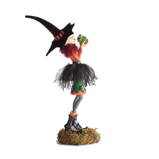 Frendorf | Halloween Figurine | Handmade Witch Decoration | Resin