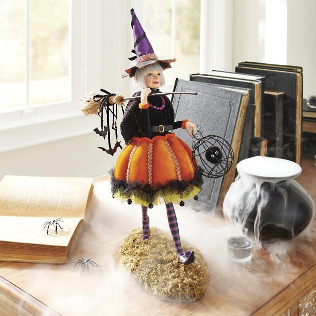 Frendorf | Halloween Figurine | Handmade Witch Decoration | Resin