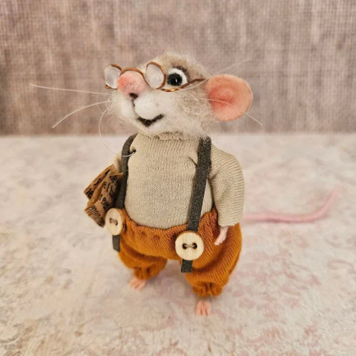 Skanto | Handmade Felt Mouse Decoration | Sustainable and Cozy | 7,6 cm