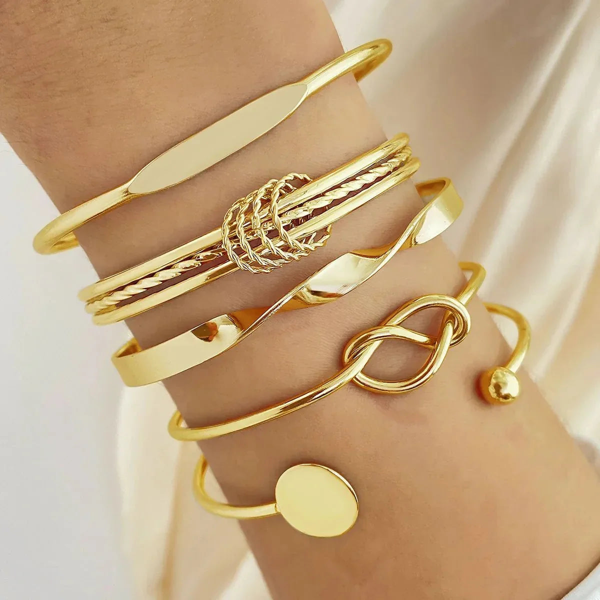 BowLift | 5pcs Twist Bangle Bracelet Stack