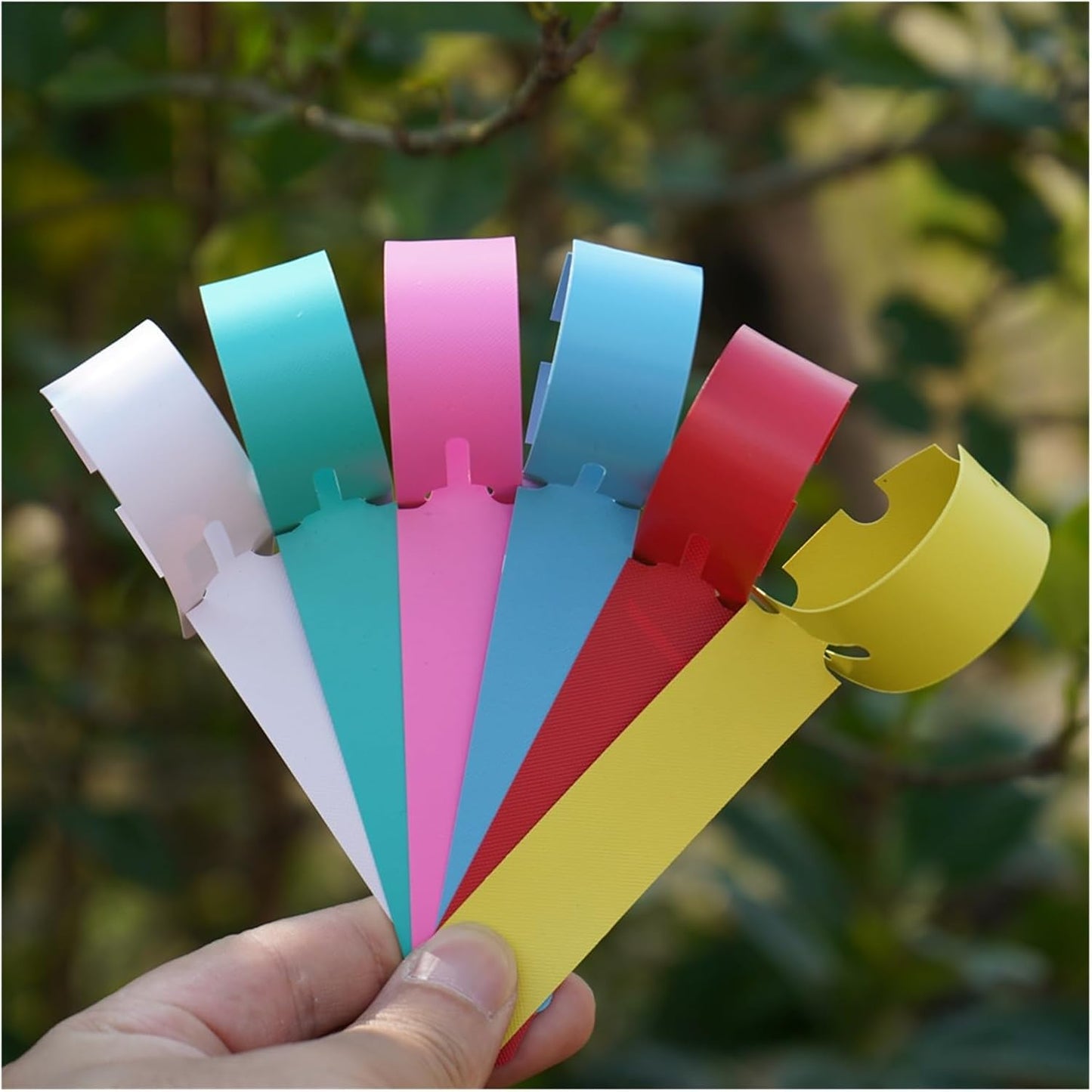 Skanto | Reusable Plastic Plant Labels for Garden and Tree Tagging