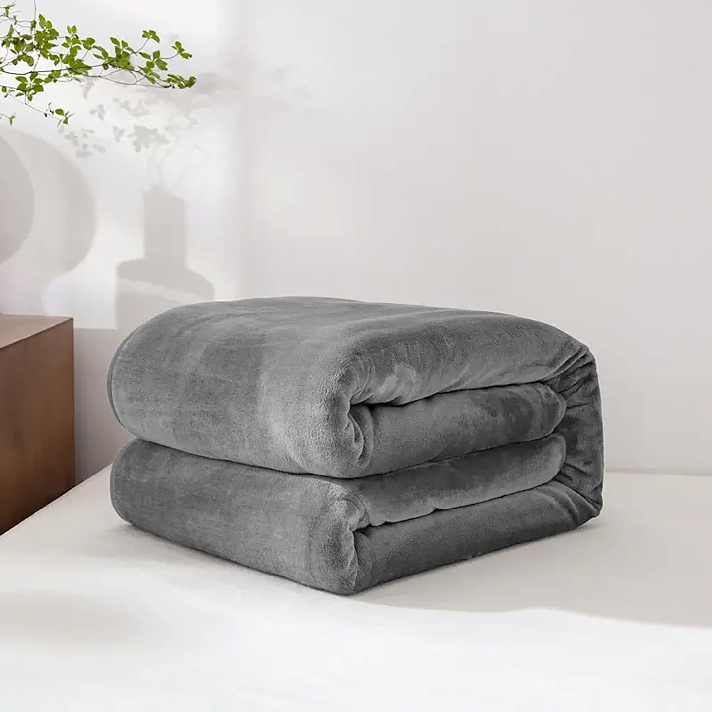 Fleece Large Sofa Throw Light Weight Faux Fur Blanket Bowlift