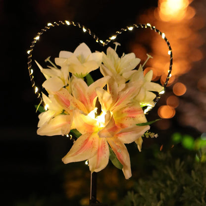 Skanto | Starryfill Heart-Shaped Solar Garden Light With White Lily Flowers - 25 Led Warm White