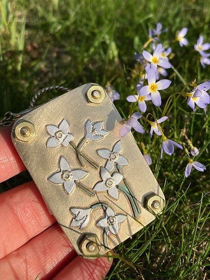 BowLift | Mini Flower Press | Compact Botanical Keepsake Maker | Portable Craft Tool
