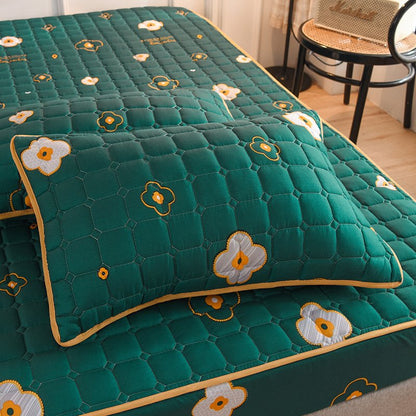 BowLift | CushioGuard Silk Mattress Cover | Breathable and luxurious protection for your mattress