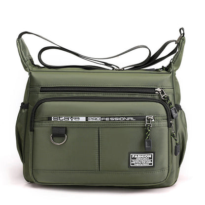 Men's messenger bag with multiple pockets | Bowlift