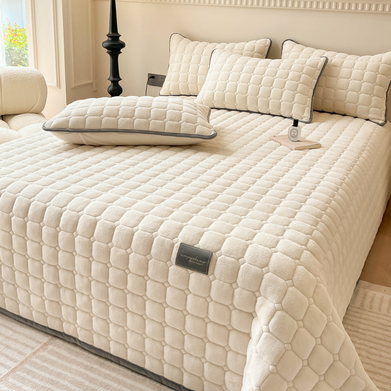 Skanto | Modern Soft Throw Blanket with Square Texture – Stylish Fluffy Bed and Sofa Cover