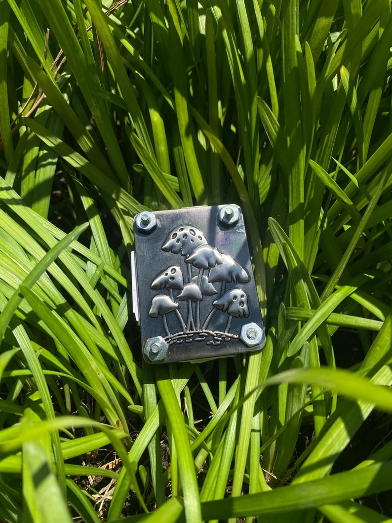 BowLift | Mini Flower Press | Compact Botanical Keepsake Maker | Portable Craft Tool