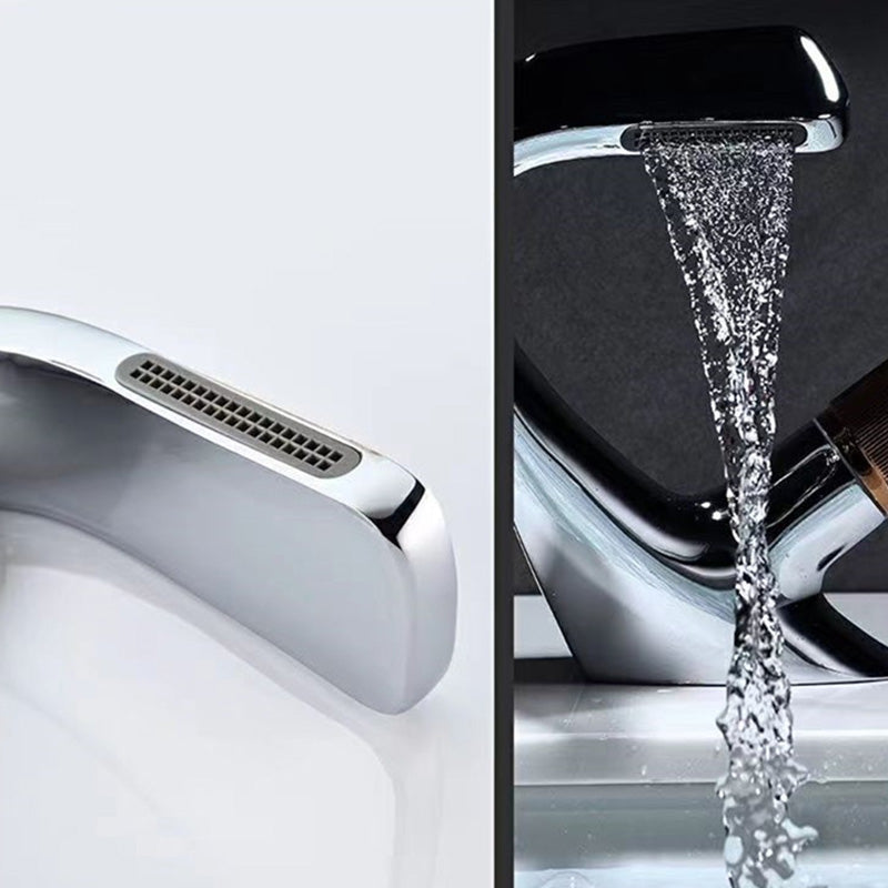 BowLift | Modern Center Connection Faucets Single Lever Faucets with Waterfall Spout