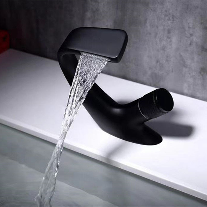 BowLift | Modern Center Connection Faucets Single Lever Faucets with Waterfall Spout