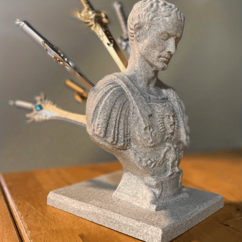 BowLift |  Julius Caesar Desk Pen Holder