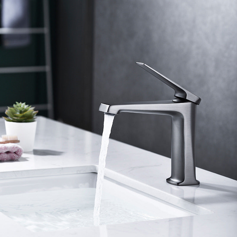 BowLift | Modern centerset bathroom faucet Solid color copper faucet for the bathroom