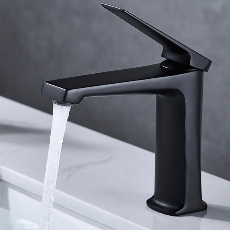 BowLift | Modern centerset bathroom faucet Solid color copper faucet for the bathroom