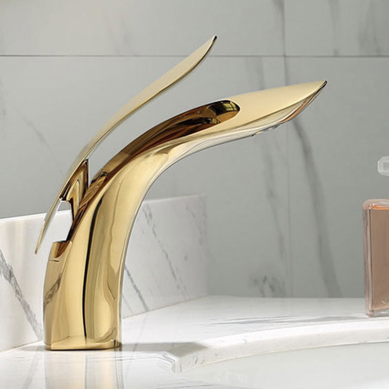 BowLift | Brass 1-Hole Basin Faucet Lever Handle Sink Faucet Round Modern Faucet for Bathroom