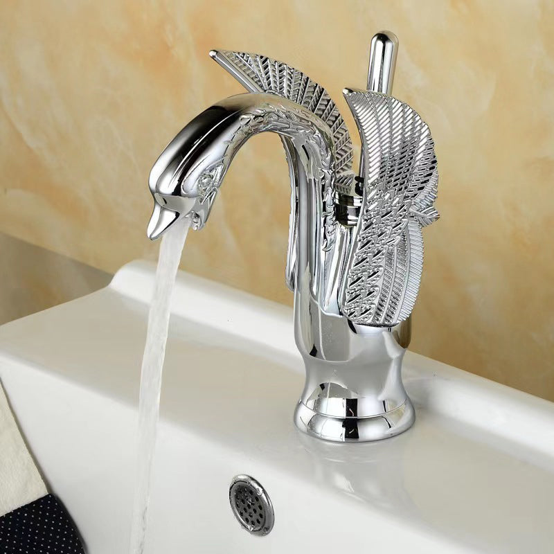 Solid brass bathroom basin faucet, hot and cold single lever