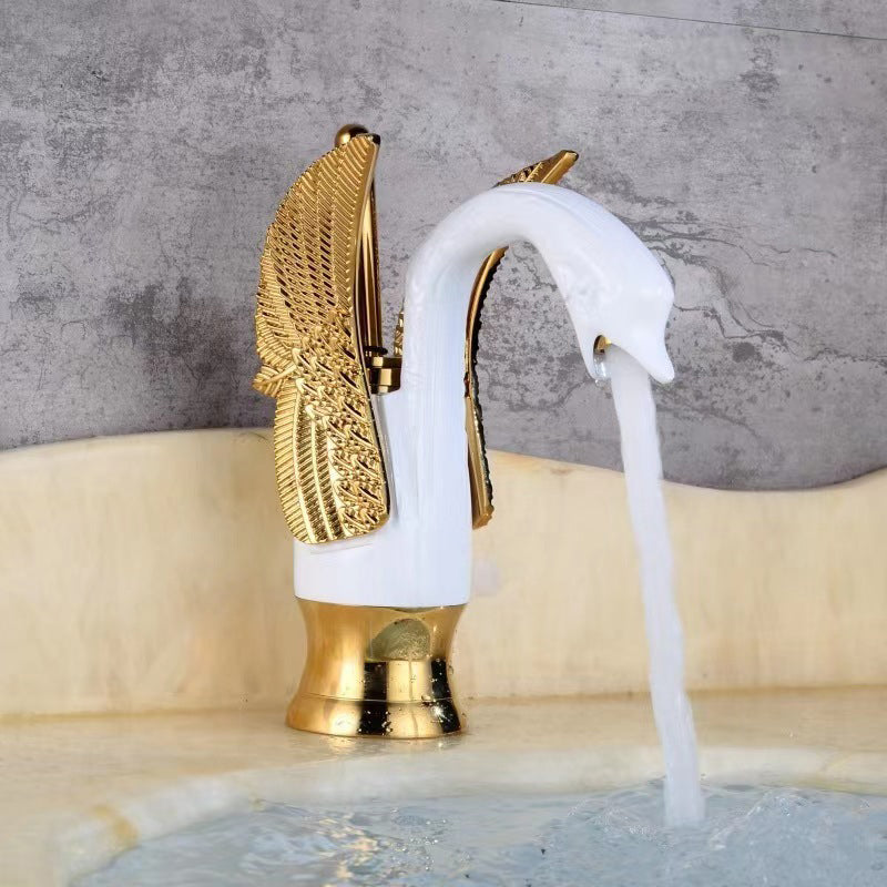 Skanto | Full Brass Bathroom Sink Faucet Hot and Cold Water Single Handle Washbasin Faucet