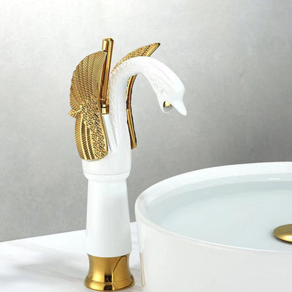 Solid brass bathroom basin faucet, hot and cold single lever