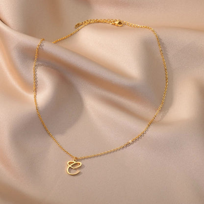 Skanto | Dainty Heart Letter Initial Necklace