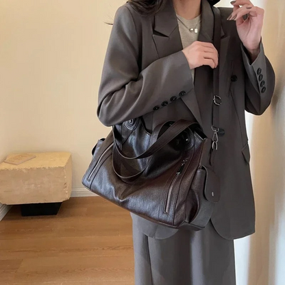 Skanto | Women's Classic Multi-Compartment Shoulder Bag – Alma