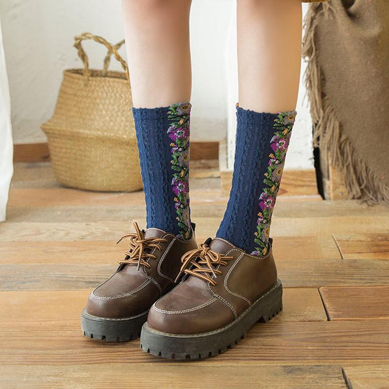 BowLift | Vintage socks with floral embroidery (5 pairs)