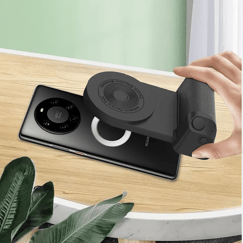 Magnetic camera mount with Bluetooth