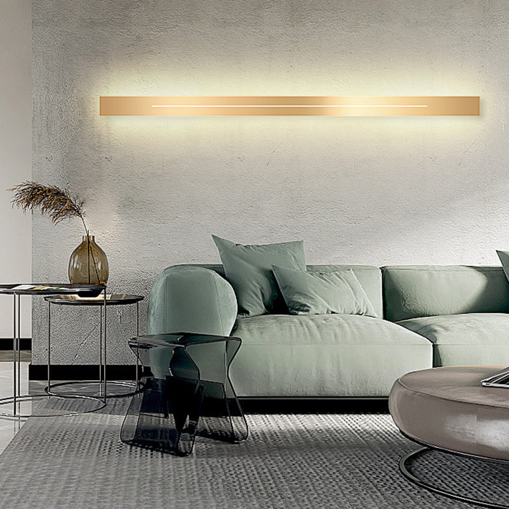 Modern LED Wall Light - LumièreGold | Karnz