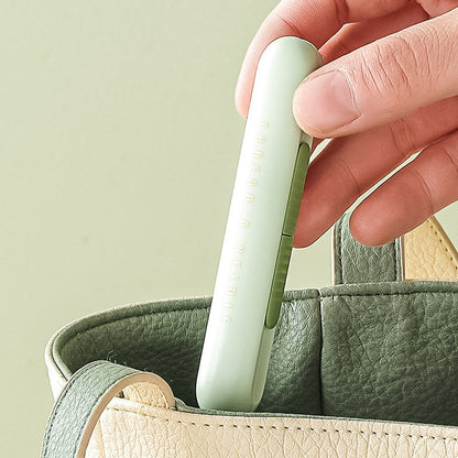 Skanto | 2-in-1 Needle Threader & Seam Ripper