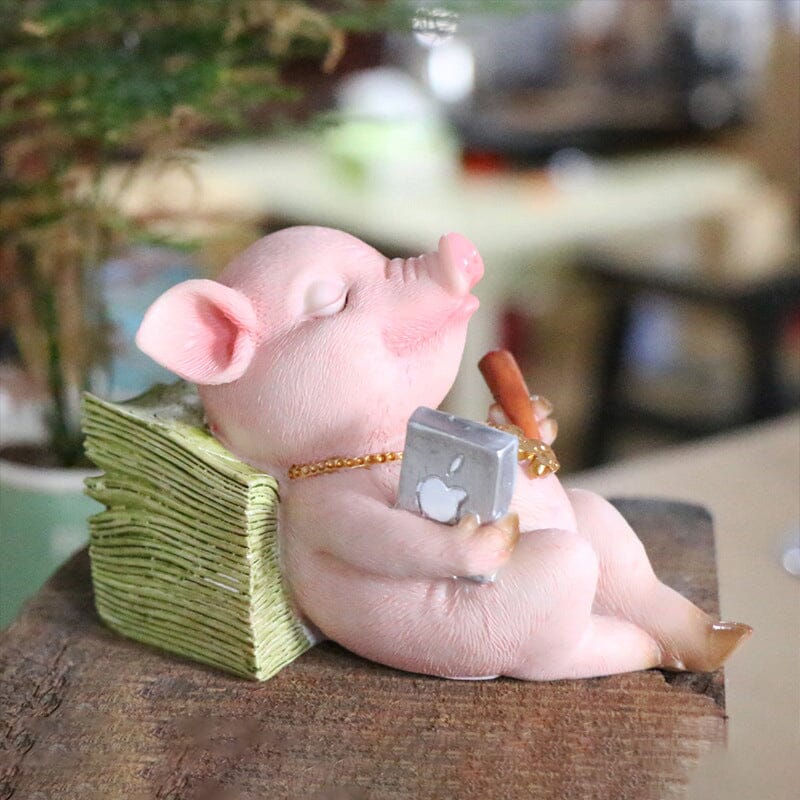 Skanto | Cute Pig Ornament