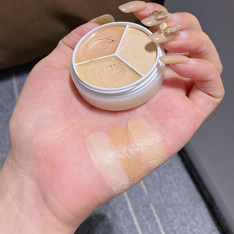 BowLift | Tri-Color Concealer Palette for Acne Spots and Dark Circles