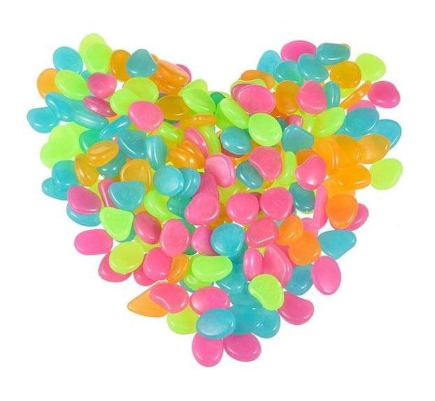 Gleam - Glow-in-the-Dark Garden Pebbles | Bowlift