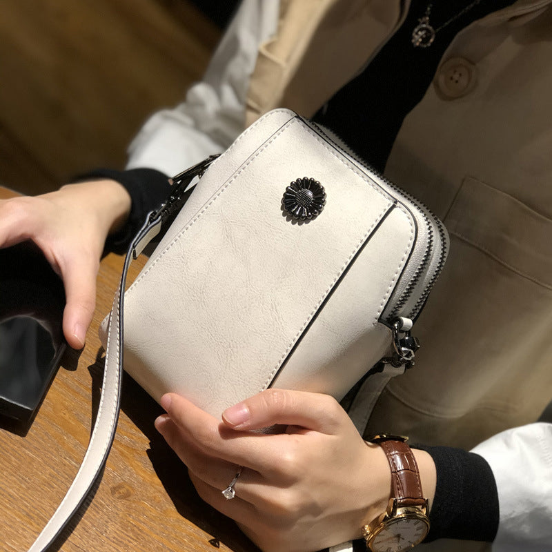 BowLift | Women's Soft Leather Mobile Phone Bag