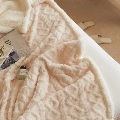 BowLift | WarmWool Thick Lambswool Blanket Winter Comfort and Warmth