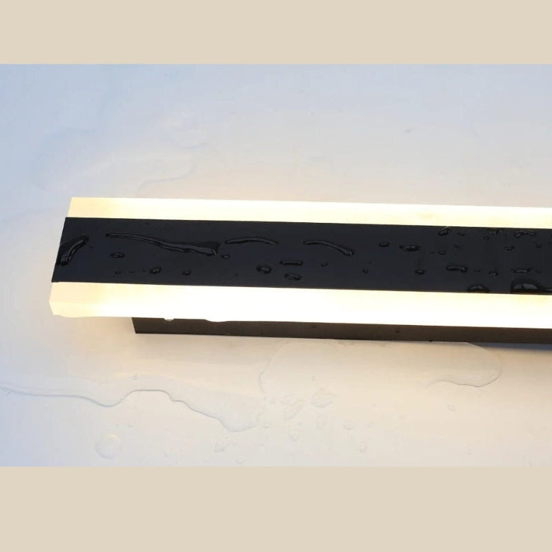 BowLift | Smart LED Outdoor Wall Light with Light Sensor – Remote Control & Dimmable Features