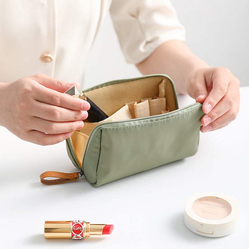 Travel Makeup Bag for Women | Bowlift
