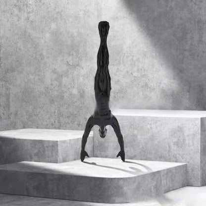 Skanto | Climbing Wall Hanging Statues