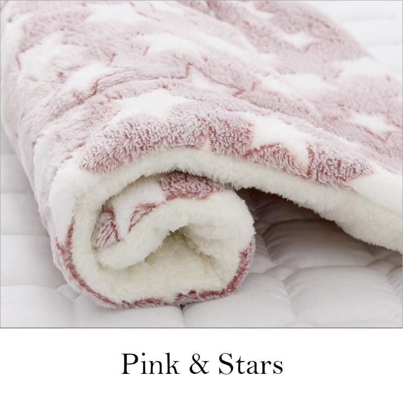BowLift | Comfortable and Calming Cat Blanket A Variety Of Designs And Colors Are Available
