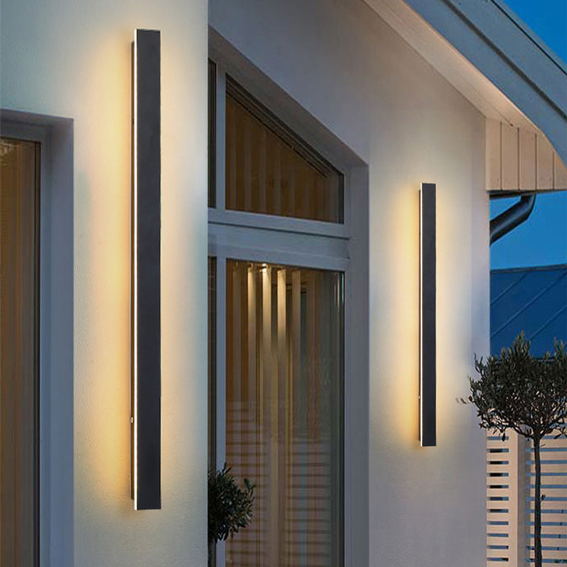 GarduruBold LED Wall Lamp - Fine Metal Design for Modern Rooms