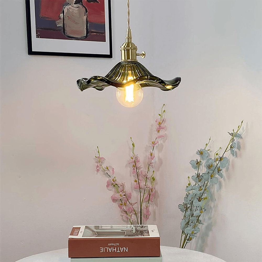 Stylish hibiscus flower lamp Bowlift