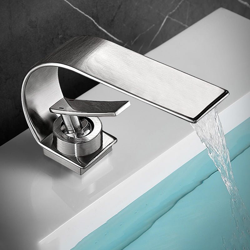 Skanto | Unique Brass Waterfall Faucet