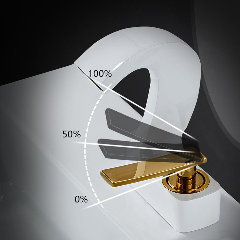 BowLift | Modern Single-Lever Basin Faucet Bathroom Brass Central Faucet