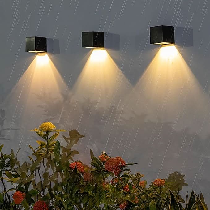 Solar LED Outdoor Wall Light | Karnz