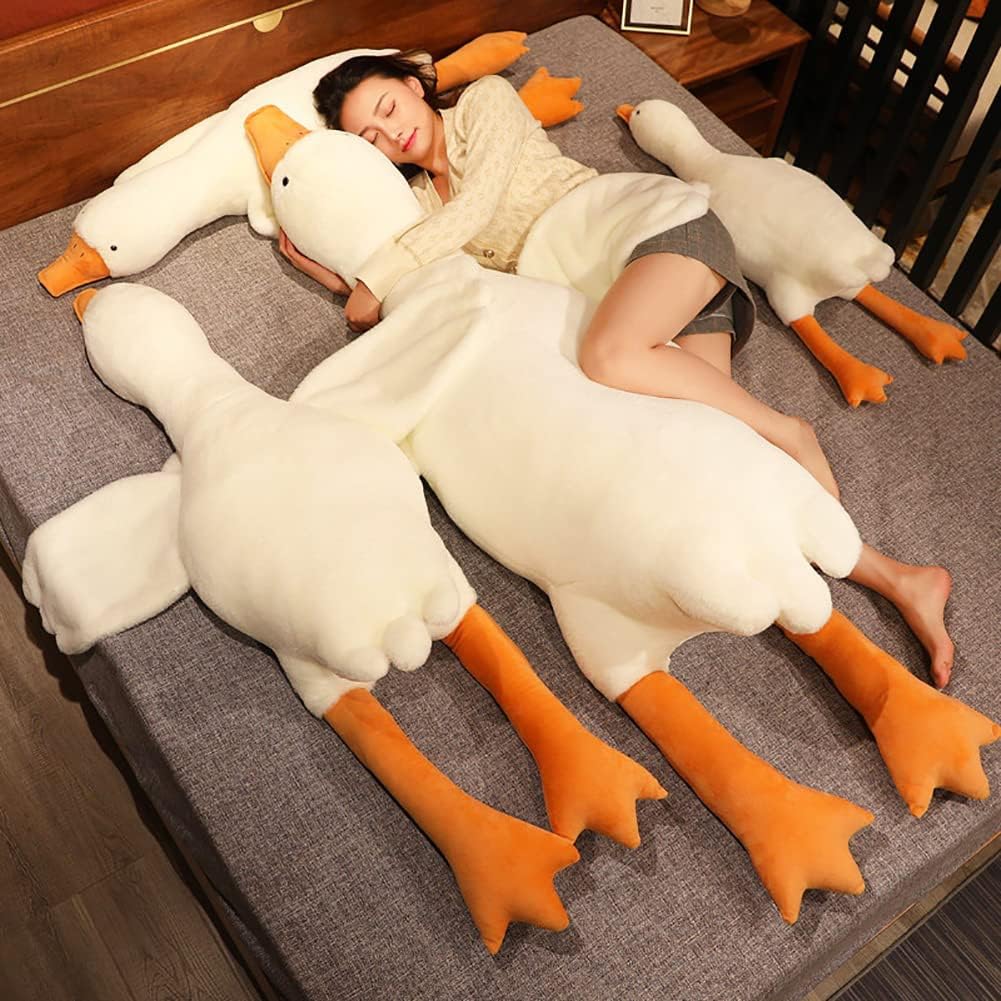 Skanto | Cozy Giant Goose Plush – Soft Toy in Multiple Sizes