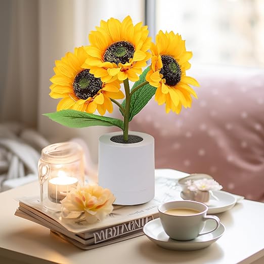Skanto | Skanto Sunflower LED Table Lamp - Decorative Lighting Fixture for Home Decor & Bedside Use