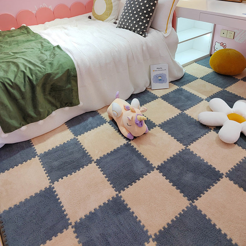 BowLift | Modern Tiles and Carpet Plush Cut Composite Non-Slip Carpet Tiles