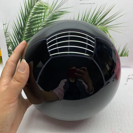 Skanto | Obsidian Crystal Ball Decor