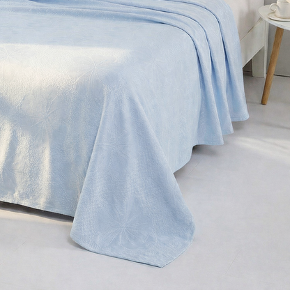 Bamboo Fiber Cooling Blanket – Breathable Summer Throw for Kids & Adults, Lightweight Baby-Safe Nap Blanket | Skanto