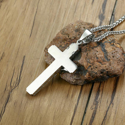 Skanto | Jesus Cross Necklace