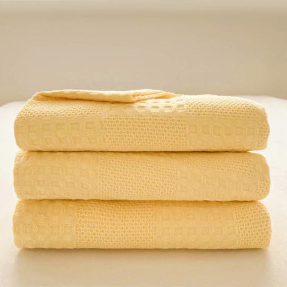 BowLift | Cotura Waffle Blanket | 100% Organic Cotton | Breathable & Elegant | Waffle Structure