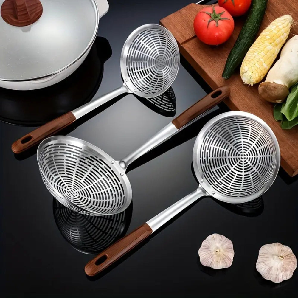 BowLift | Stainless Steel Wooden Strainer Ladle