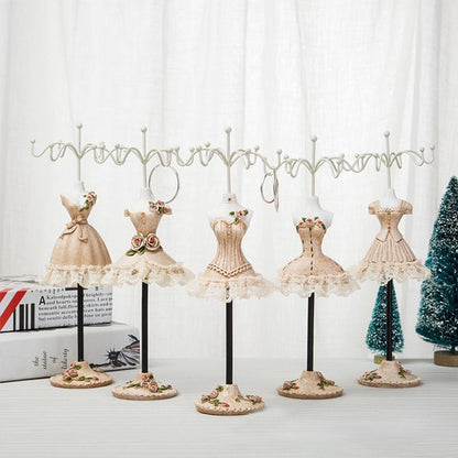 Creative jewelry stand female bust made of resin | Bowlift